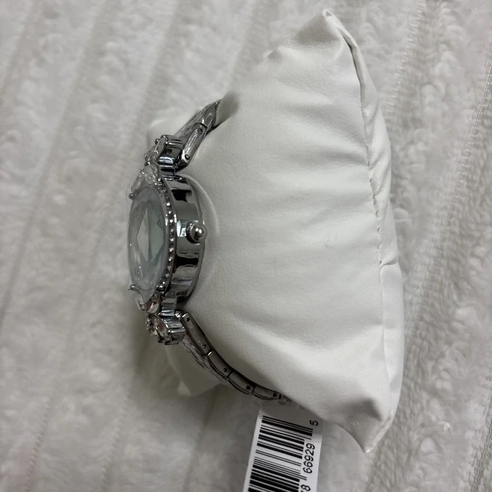 Montres Prestige By Invicta 22mm Silver Tone Butterfly Women's Watch MPW-0233